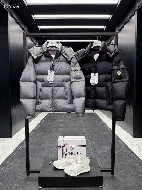 Moncler sz1-5 26yr332
